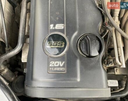 Синій Ауді А4, об'ємом двигуна 1.6 л та пробігом 367 тис. км за 3200 $, фото 23 на Automoto.ua