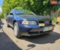 Синій Ауді А4, об'ємом двигуна 1.9 л та пробігом 381 тис. км за 4100 $, фото 1 на Automoto.ua
