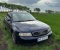 Синий Ауди А4, объемом двигателя 1.6 л и пробегом 334 тыс. км за 3250 $, фото 1 на Automoto.ua