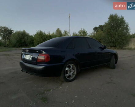 Синий Ауди А4, объемом двигателя 1.8 л и пробегом 500 тыс. км за 2800 $, фото 3 на Automoto.ua