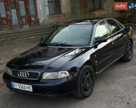 Синій Ауді А4, об'ємом двигуна 2.6 л та пробігом 348 тис. км за 3800 $, фото 1 на Automoto.ua
