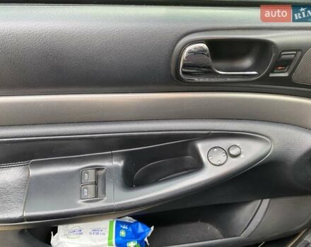 Синій Ауді А4, об'ємом двигуна 1.6 л та пробігом 367 тис. км за 3200 $, фото 9 на Automoto.ua