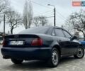 Синий Ауди А4, объемом двигателя 1.8 л и пробегом 321 тыс. км за 3400 $, фото 16 на Automoto.ua