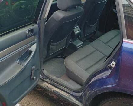 Синий Ауди А4, объемом двигателя 2.5 л и пробегом 390 тыс. км за 2500 $, фото 11 на Automoto.ua