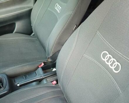 Синий Ауди А4, объемом двигателя 1.6 л и пробегом 250 тыс. км за 3000 $, фото 6 на Automoto.ua