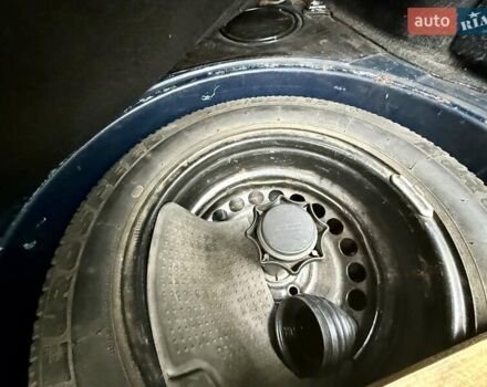 Синий Ауди А4, объемом двигателя 1.8 л и пробегом 321 тыс. км за 3400 $, фото 65 на Automoto.ua