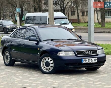 Синий Ауди А4, объемом двигателя 1.8 л и пробегом 321 тыс. км за 3400 $, фото 22 на Automoto.ua