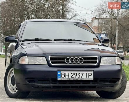 Синий Ауди А4, объемом двигателя 1.8 л и пробегом 321 тыс. км за 3400 $, фото 20 на Automoto.ua