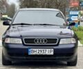 Синий Ауди А4, объемом двигателя 1.8 л и пробегом 321 тыс. км за 3400 $, фото 4 на Automoto.ua