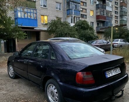 Синий Ауди А4, объемом двигателя 1.9 л и пробегом 272 тыс. км за 1500 $, фото 3 на Automoto.ua