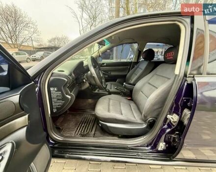 Синий Ауди А4, объемом двигателя 1.8 л и пробегом 321 тыс. км за 3400 $, фото 36 на Automoto.ua