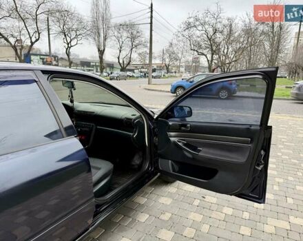 Синий Ауди А4, объемом двигателя 1.8 л и пробегом 321 тыс. км за 3400 $, фото 38 на Automoto.ua