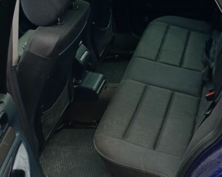 Синий Ауди А4, объемом двигателя 2.5 л и пробегом 390 тыс. км за 2500 $, фото 10 на Automoto.ua