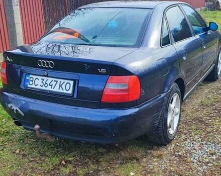 Синий Ауди А4, объемом двигателя 1.6 л и пробегом 325 тыс. км за 3500 $, фото 6 на Automoto.ua