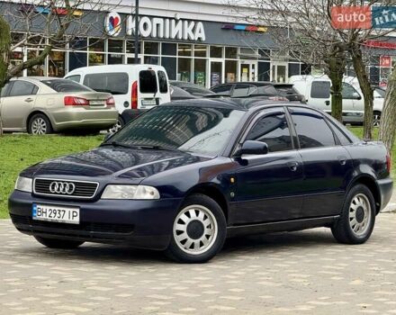 Синий Ауди А4, объемом двигателя 1.8 л и пробегом 321 тыс. км за 3400 $, фото 13 на Automoto.ua