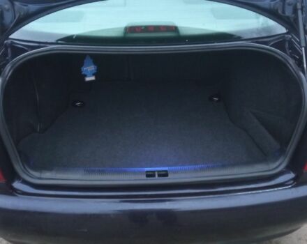 Синий Ауди А4, объемом двигателя 2 л и пробегом 300 тыс. км за 2000 $, фото 10 на Automoto.ua