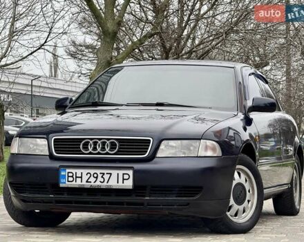 Синий Ауди А4, объемом двигателя 1.8 л и пробегом 321 тыс. км за 3400 $, фото 11 на Automoto.ua