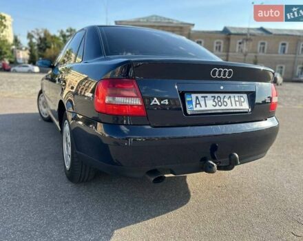 Синий Ауди А4, объемом двигателя 1.6 л и пробегом 275 тыс. км за 4300 $, фото 3 на Automoto.ua