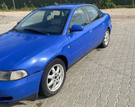 Синій Ауді А4, об'ємом двигуна 1.9 л та пробігом 430 тис. км за 2999 $, фото 1 на Automoto.ua