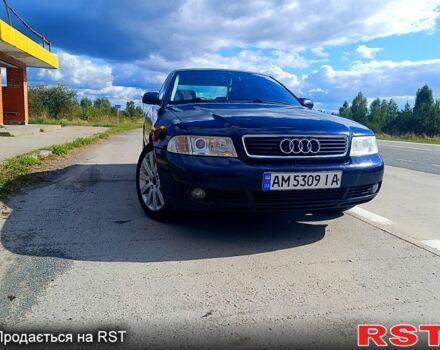 Синій Ауді А4, об'ємом двигуна 1.8 л та пробігом 348 тис. км за 4500 $, фото 4 на Automoto.ua