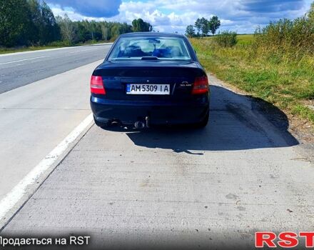 Синій Ауді А4, об'ємом двигуна 1.8 л та пробігом 348 тис. км за 4500 $, фото 6 на Automoto.ua