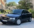 Синій Ауді А4, об'ємом двигуна 1.6 л та пробігом 300 тис. км за 999 $, фото 1 на Automoto.ua