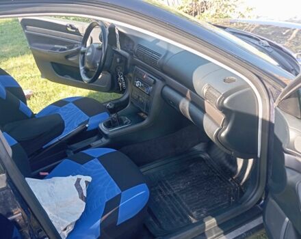 Синий Ауди А4, объемом двигателя 1.6 л и пробегом 208 тыс. км за 4400 $, фото 4 на Automoto.ua