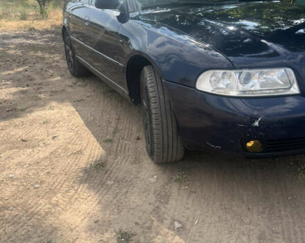 Синий Ауди А4, объемом двигателя 1.9 л и пробегом 279 тыс. км за 4200 $, фото 1 на Automoto.ua