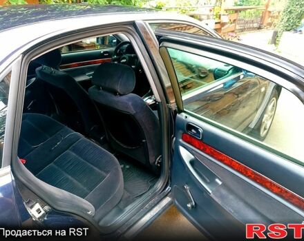 Синий Ауди А4, объемом двигателя 2.4 л и пробегом 323 тыс. км за 3300 $, фото 5 на Automoto.ua