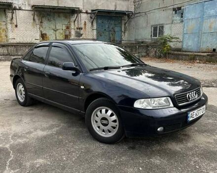 Синий Ауди А4, объемом двигателя 1.6 л и пробегом 420 тыс. км за 3600 $, фото 1 на Automoto.ua