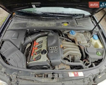 Синий Ауди А4, объемом двигателя 2 л и пробегом 245 тыс. км за 4800 $, фото 5 на Automoto.ua
