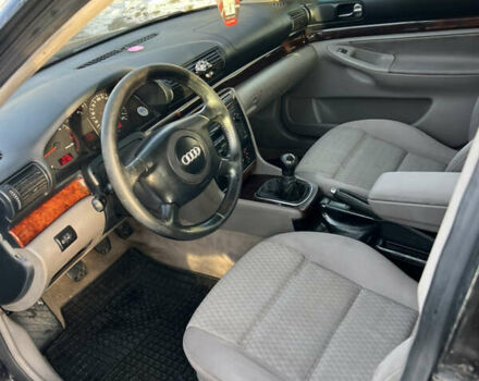 Синий Ауди А4, объемом двигателя 1.9 л и пробегом 400 тыс. км за 3450 $, фото 7 на Automoto.ua