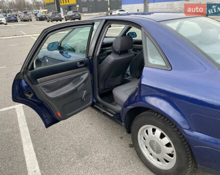 Синий Ауди А4, объемом двигателя 1.8 л и пробегом 167 тыс. км за 5200 $, фото 11 на Automoto.ua