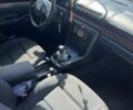 Синий Ауди А4, объемом двигателя 1.8 л и пробегом 408 тыс. км за 2400 $, фото 5 на Automoto.ua
