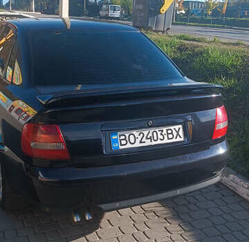 Синий Ауди А4, объемом двигателя 1.9 л и пробегом 380 тыс. км за 3900 $, фото 6 на Automoto.ua