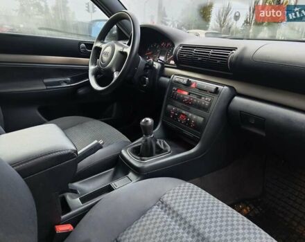 Синій Ауді А4, об'ємом двигуна 1.6 л та пробігом 348 тис. км за 2999 $, фото 14 на Automoto.ua