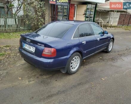 Синий Ауди А4, объемом двигателя 2.5 л и пробегом 271 тыс. км за 4000 $, фото 4 на Automoto.ua