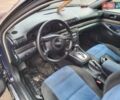 Синий Ауди А4, объемом двигателя 2.5 л и пробегом 271 тыс. км за 4000 $, фото 5 на Automoto.ua