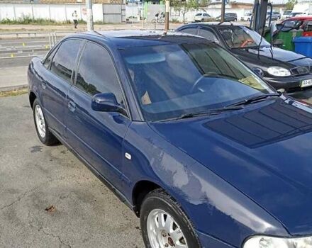 Синий Ауди А4, объемом двигателя 0 л и пробегом 295 тыс. км за 3800 $, фото 3 на Automoto.ua
