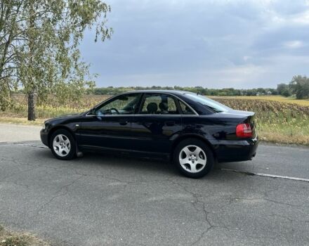Синий Ауди А4, объемом двигателя 1.6 л и пробегом 280 тыс. км за 4500 $, фото 3 на Automoto.ua