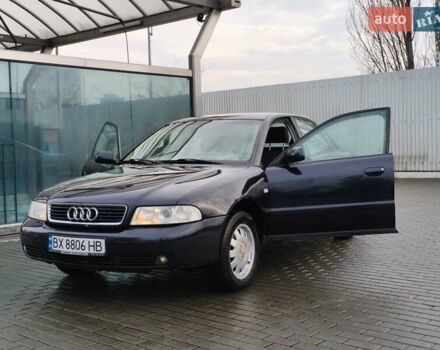 Синій Ауді А4, об'ємом двигуна 1.6 л та пробігом 348 тис. км за 2999 $, фото 1 на Automoto.ua