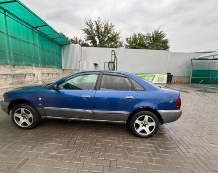 Синий Ауди А4, объемом двигателя 1.9 л и пробегом 299 тыс. км за 1200 $, фото 6 на Automoto.ua