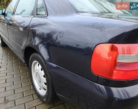 Синій Ауді А4, об'ємом двигуна 1.6 л та пробігом 348 тис. км за 2999 $, фото 10 на Automoto.ua