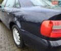 Синій Ауді А4, об'ємом двигуна 1.6 л та пробігом 348 тис. км за 2999 $, фото 10 на Automoto.ua