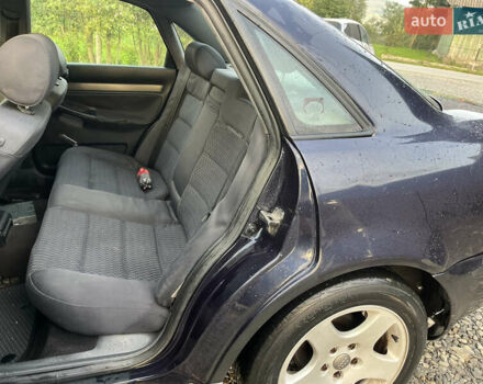Синий Ауди А4, объемом двигателя 1.9 л и пробегом 414 тыс. км за 2500 $, фото 8 на Automoto.ua