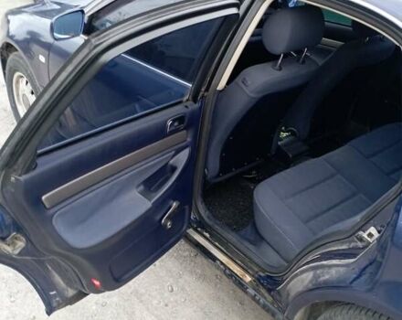 Синий Ауди А4, объемом двигателя 1.6 л и пробегом 280 тыс. км за 4150 $, фото 3 на Automoto.ua