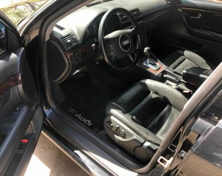 Синій Ауді А4, об'ємом двигуна 2 л та пробігом 350 тис. км за 5300 $, фото 17 на Automoto.ua