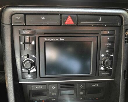 Синій Ауді А4, об'ємом двигуна 2 л та пробігом 350 тис. км за 5300 $, фото 18 на Automoto.ua