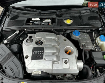 Синій Ауді А4, об'ємом двигуна 1.9 л та пробігом 294 тис. км за 4900 $, фото 16 на Automoto.ua