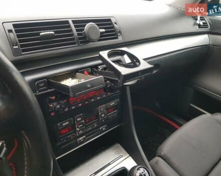 Синій Ауді А4, об'ємом двигуна 1.9 л та пробігом 275 тис. км за 4600 $, фото 21 на Automoto.ua